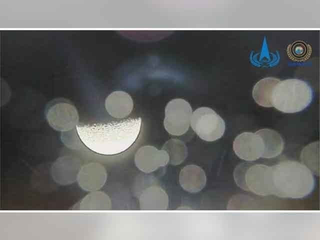 icube q beams back first image from lunar orbit
