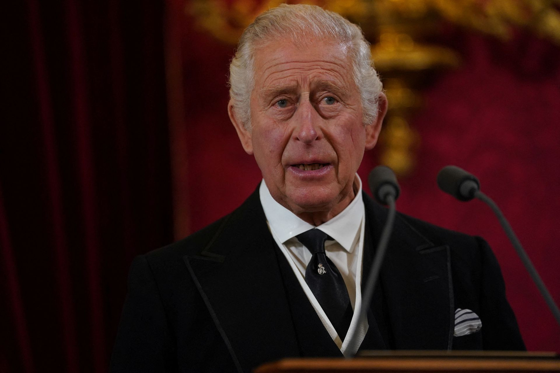 Australia open to replacing queen's image on banknotes - Vimarsana News