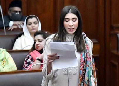 one on one hina pervaiz butt one on one hina pervaiz butt