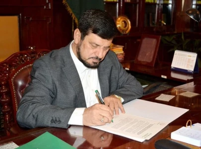 governor signs summary dissolving k p assembly governor signs summary dissolving k p assembly