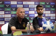 stephen constantine addressing media at the press conference l photo courtesy pff nc