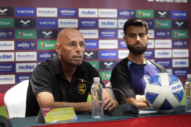 stephen constantine addressing media at the press conference l photo courtesy pff nc stephen constantine addressing media at the press conference l photo courtesy pff nc