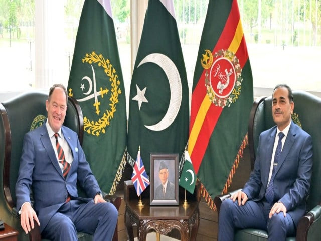 chief of army staff coas general syed asim munir in conversation general sir patrick sanders of the united kingdom uk army at the national defence university ndu at the 6th pakistan uk regional stabilization conference held on april 30 2024 chief of army staff coas general syed asim munir in conversation general sir patrick sanders of the united kingdom uk army at the national defence university ndu at the 6th pakistan uk regional stabilization conference held on april 30 2024