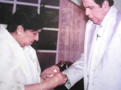 dilip kumar encouraged lata mangeshkar to master her urdu skills dilip kumar encouraged lata mangeshkar to master her urdu skills