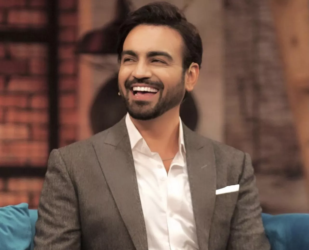 not a bad song arsalan naseer says world cup anthem is spoilt by its video starring ranveer singh not a bad song arsalan naseer says world cup anthem is spoilt by its video starring ranveer singh