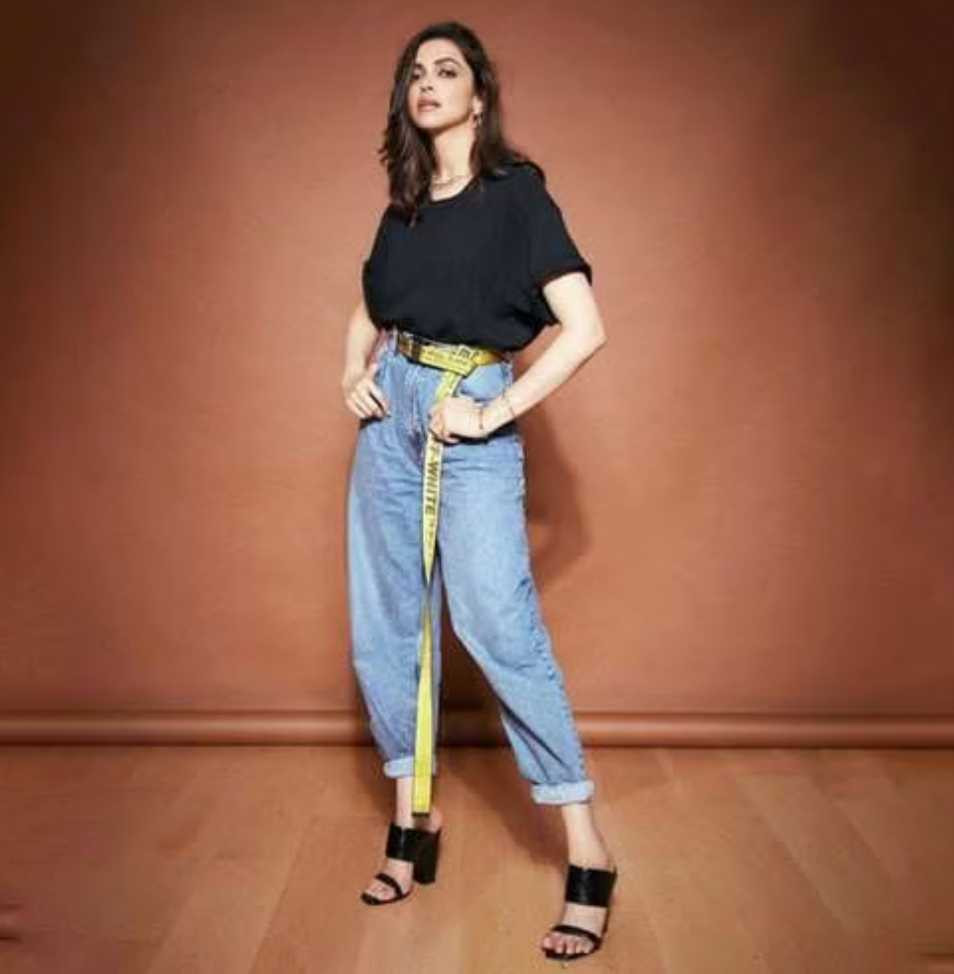 Deepika padukone casual store outfits