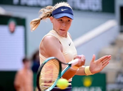 andreeva stuns sabalenka youngest grand slam semi finalist since 1997 andreeva stuns sabalenka youngest grand slam semi finalist since 1997