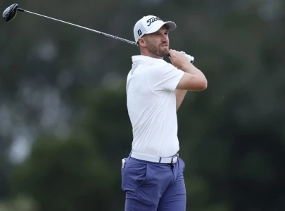 inconsistent clark frustrated ahead of defending us open title