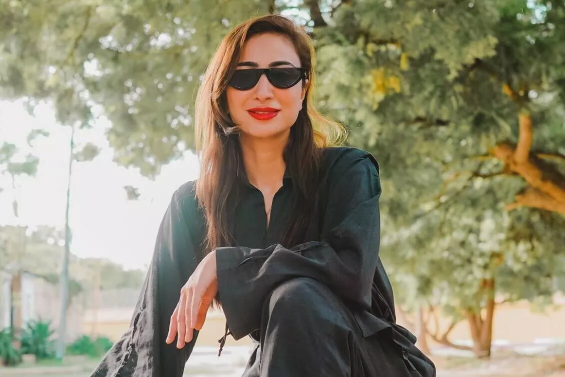 anoushey ashraf shuts down trolls after being criticised for labelling srk a universal star anoushey ashraf shuts down trolls after being criticised for labelling srk a universal star