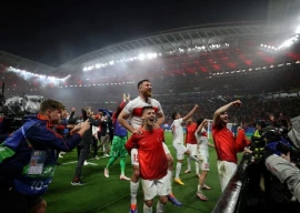 rising stars gakpo guler lead charge as netherlands battle turkey for euros semis