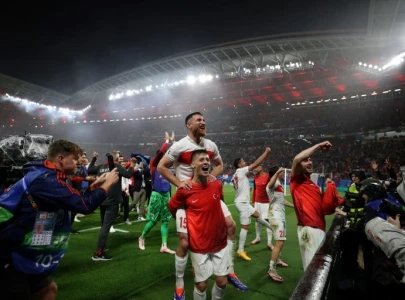 rising stars gakpo guler lead charge as netherlands battle turkey for euros semis