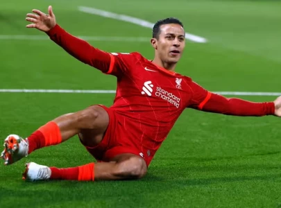 spanish international alcantara hangs up his boots spanish international alcantara hangs up his boots