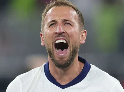 kane would swap career of personal glory to win euros for england