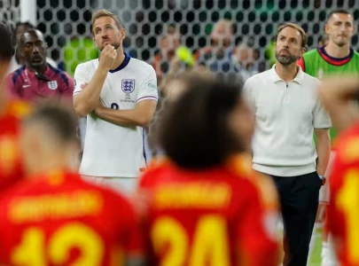 southgate to take time to decide on england future