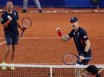 pride and pressure keep murray alive at olympics pride and pressure keep murray alive at olympics