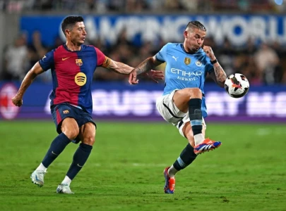 flick opens his barcelona tenure with win over man city