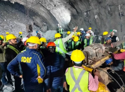 indian workers remain trapped in collapsed tunnel as rescue hampered