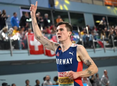 ingebrigtsen completes 1500m 3 000m double