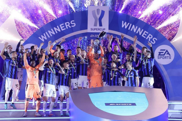 dzeko inspires inter to super cup triumph dzeko inspires inter to super cup triumph