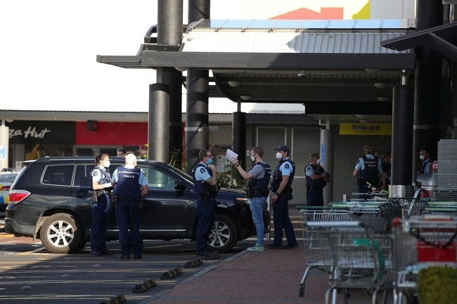 police respond to the scene of an attack carried out by a man shot dead by police after he injured multiple people at a shopping mall in auckland new zealand september 3 2021 photo reuters