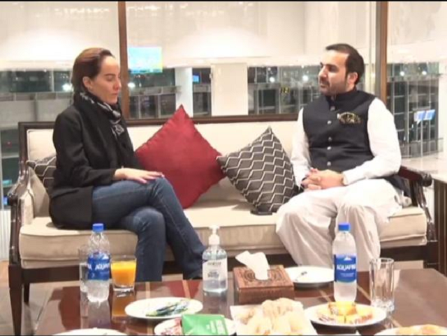 ipu president gabriela ceuvas barron talks to senator mirza afridi photo screengrab