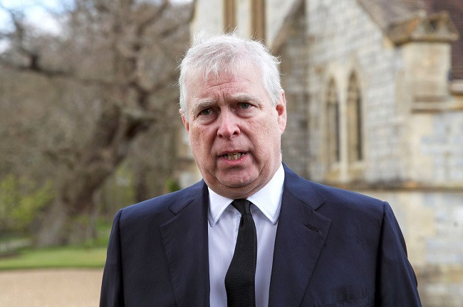 Photo of Prince Andrew is served sexual assault lawsuit in United States