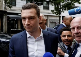 french parties urge voters to go to the polls ahead of cliffhanger runoff