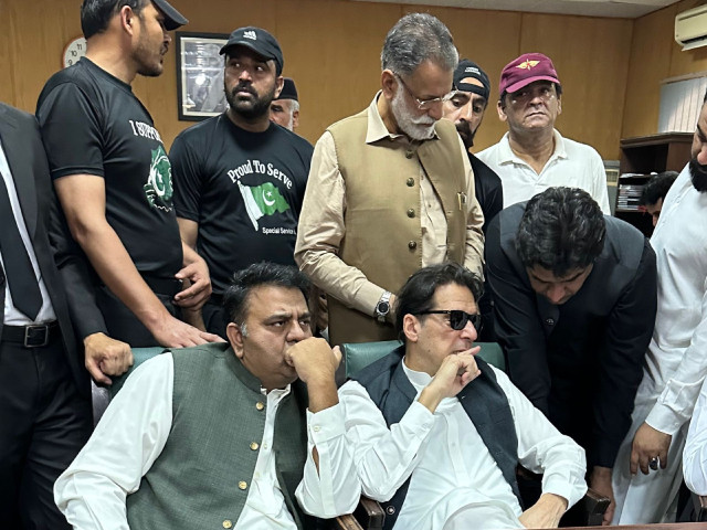 imran khan at ihc ahead of hearing on sedition case on april 28 2023 photo pti online