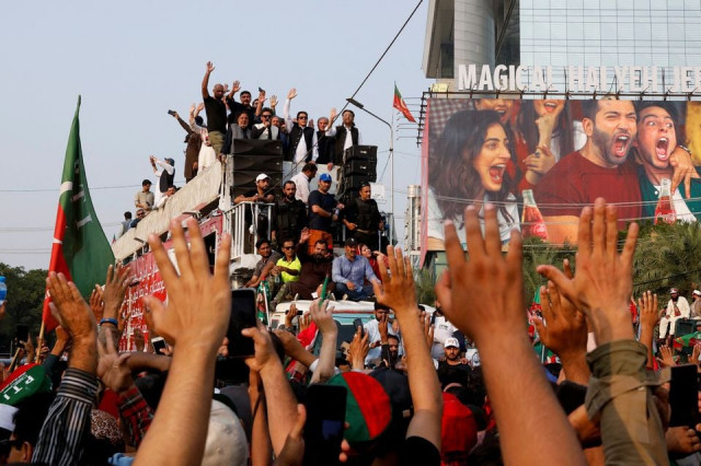 divide and conquer pti long march splits in two divide and conquer pti long march splits in two