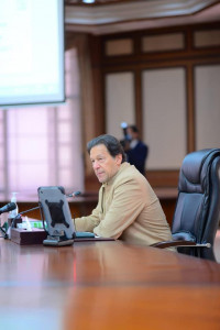 pm imran admits failure in accountability