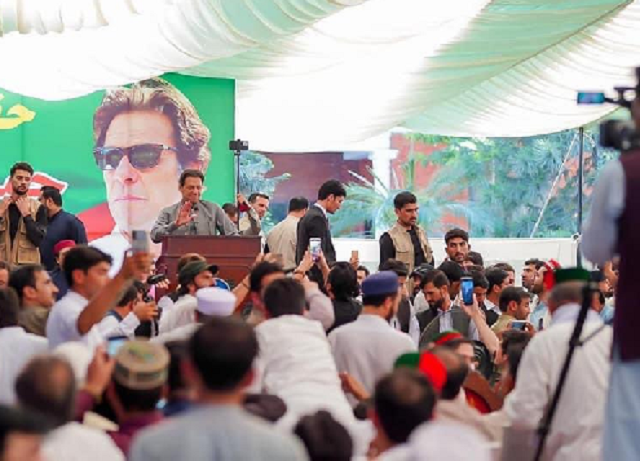 closure of theft cases a joke on nation says imran closure of theft cases a joke on nation says imran