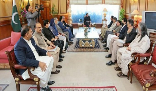 leaders of allied parties call on prime minister imran khan in islamabad on 2nd november 2021 photo app leaders of allied parties call on prime minister imran khan in islamabad on 2nd november 2021 photo app