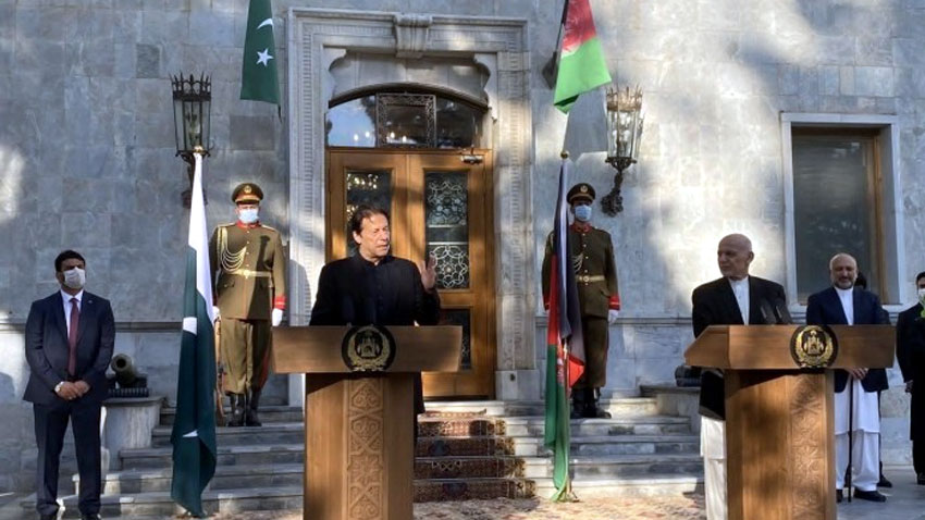 pm imran and afghan president ashraf ghani addressing joint news conference in kabul on november 19 photo file