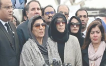 aleema khan condemns violence against journalists by pti workers aleema khan condemns violence against journalists by pti workers