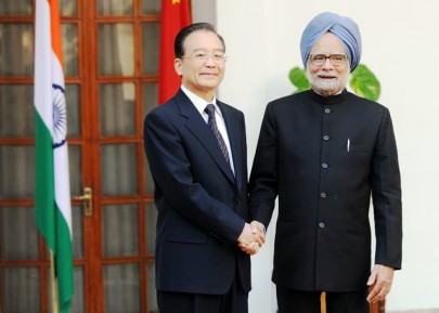 china pm on india charm offensive offers trade boost