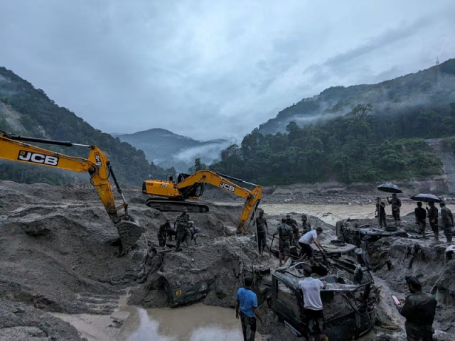 members of indian army try to recover trucks buried at the area affected by flood in sikkim october 5 2023 photo reuters