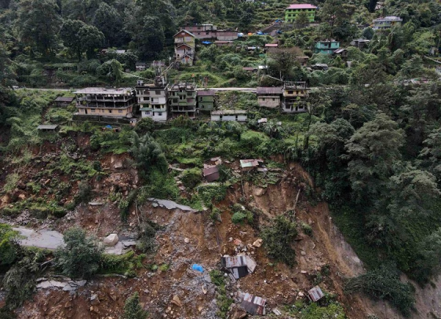 india to declare dead 79 people missing in himalayan lake floods