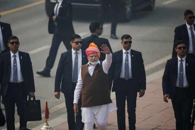 india s prime minister narendra modi waves towards the crowd on republic day in new delhi india january 26 2024 photo reuters india s prime minister narendra modi waves towards the crowd on republic day in new delhi india january 26 2024 photo reuters