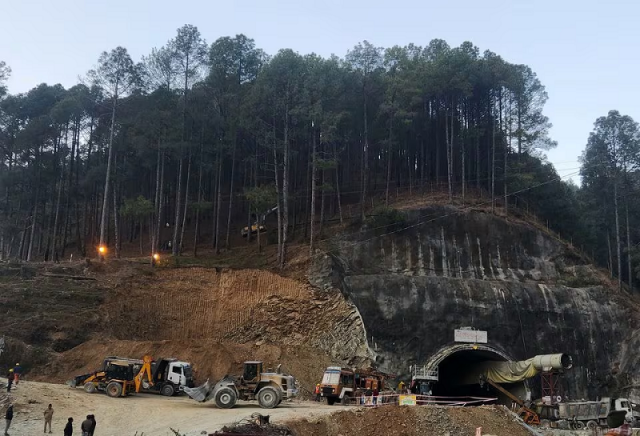 indian officials consider five new plans to rescue men trapped in tunnel