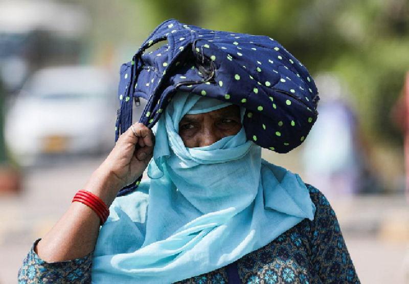 Photo of Temperatures break monthly records in India as heat wave scorches region