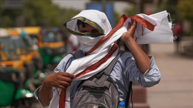 several indian cities are reeling under a heat wave with temperatures above 49c 120 2f photo anadolu agency several indian cities are reeling under a heat wave with temperatures above 49c 120 2f photo anadolu agency