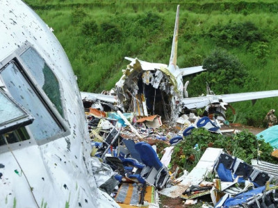 death toll from indian passenger aircraft accident rises to 18