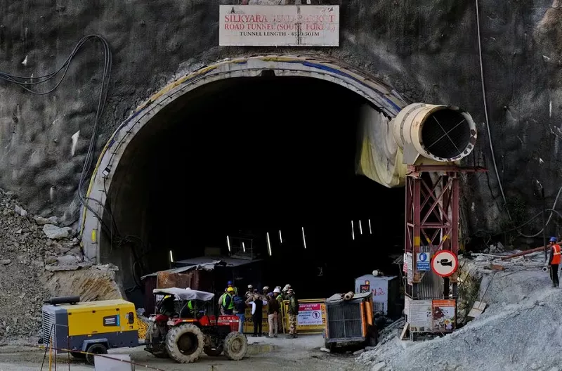 rescue teams at the entrance of a tunnel where road workers are trapped in uttarkashi in the state of uttarakhand india november 17 2023 photo reuters