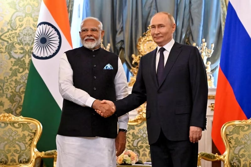 russia s president vladimir putin and india s prime minister narendra modi attend a meeting at the kremlin in moscow russia july 9 2024 photo reuters