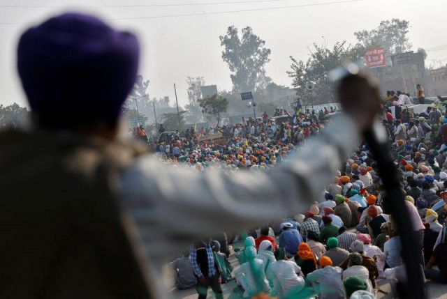 india considers changing new farm laws after mass protests india considers changing new farm laws after mass protests