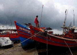 fishermen s bodies remain untraced 48 hours on