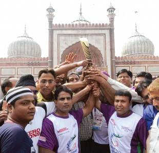 india races to turn games into success