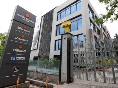 india raids media companies critical of government