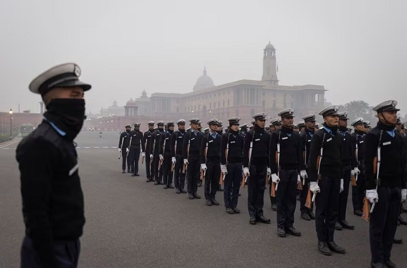 indian navy soldiers rehearse for the republic day parade on a cold winter morning in new delhi india january 2 2023 photo reuters