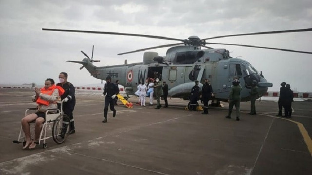 a man gestures after he was rescued by indian navy personnel from a sunken barge in the arabian sea in the aftermath of cyclone tauktae s landfall at naval air station ins shikra in mumbai may 18 2021 photo reuters a man gestures after he was rescued by indian navy personnel from a sunken barge in the arabian sea in the aftermath of cyclone tauktae s landfall at naval air station ins shikra in mumbai may 18 2021 photo reuters